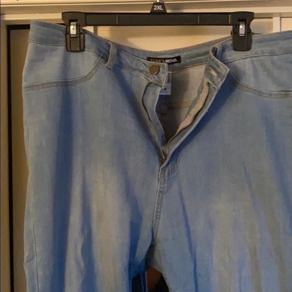 Fashion Nova Light Wash Jeggings